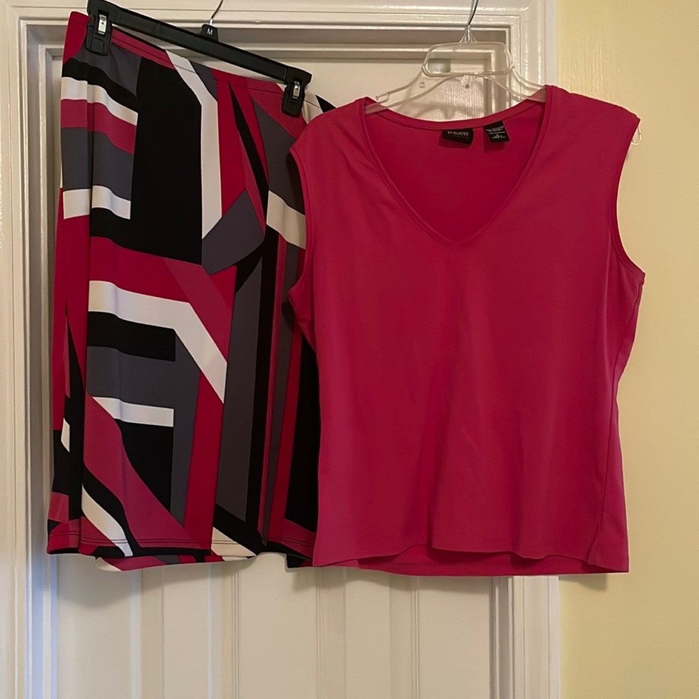 Print skirt with pink sleeveless v-neck top